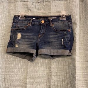 Aeropostale sz 4 midi Jean shorts